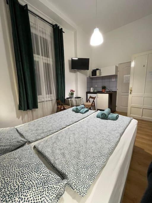 12# Sunflower Cozy Apartment 布达佩斯 外观 照片