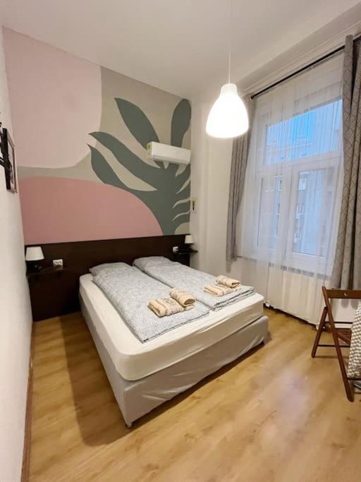 12# Sunflower Cozy Apartment 布达佩斯 外观 照片